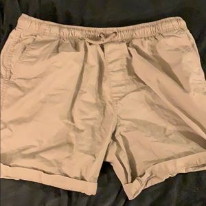 Simply styled hiking shorts (L)